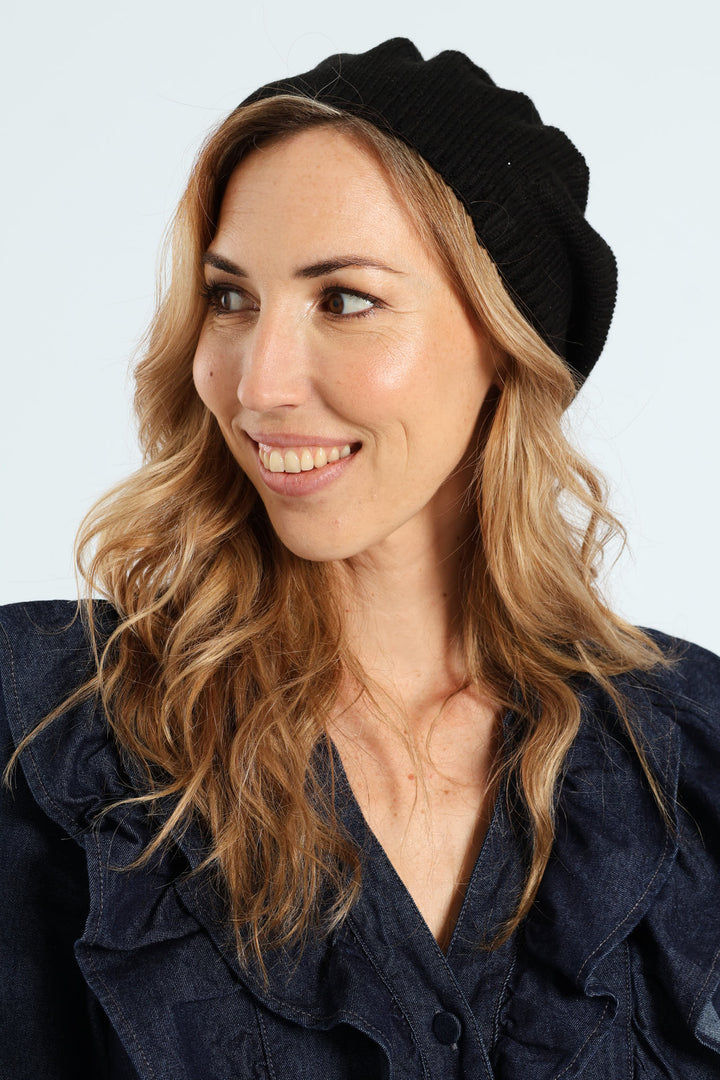 Embellished Knitted Beret - Black