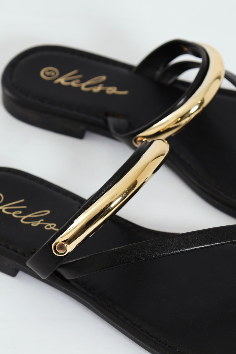 Metal Bar Detail Toe Post Sandal - Black