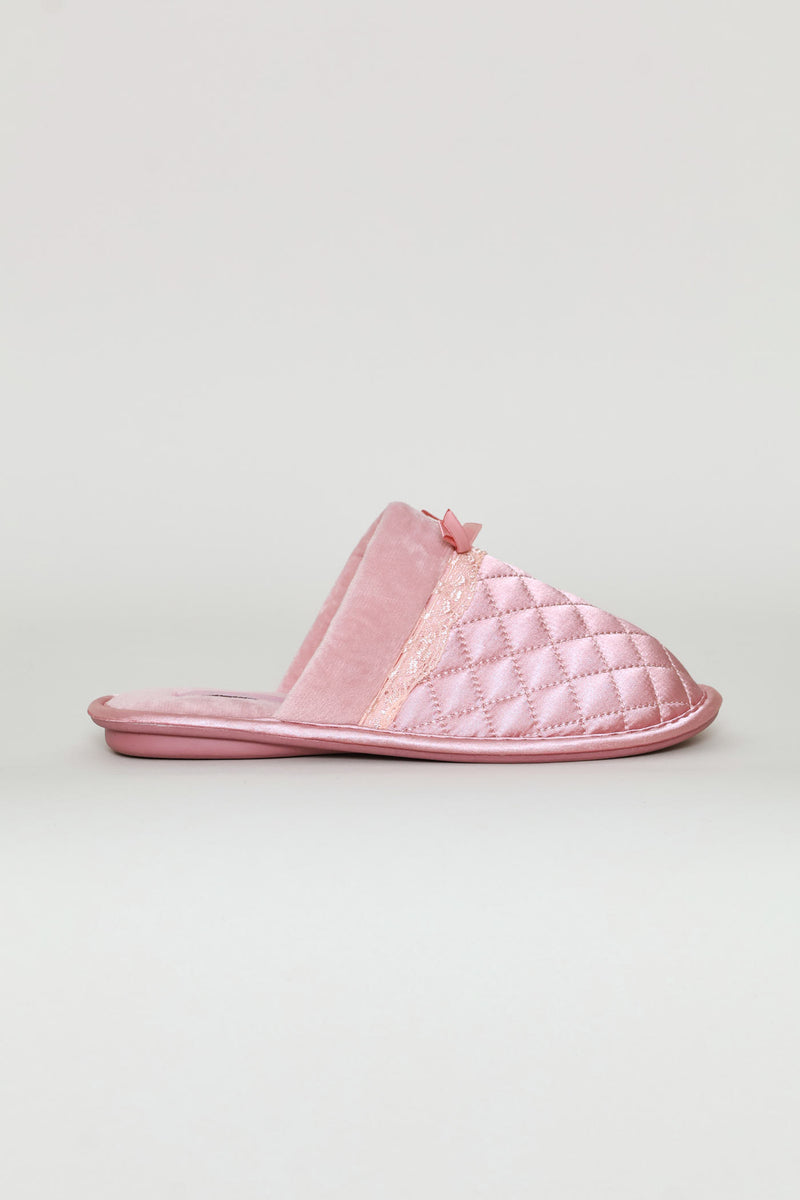 Quilted Closed Toe Slipper With Bow - Blush