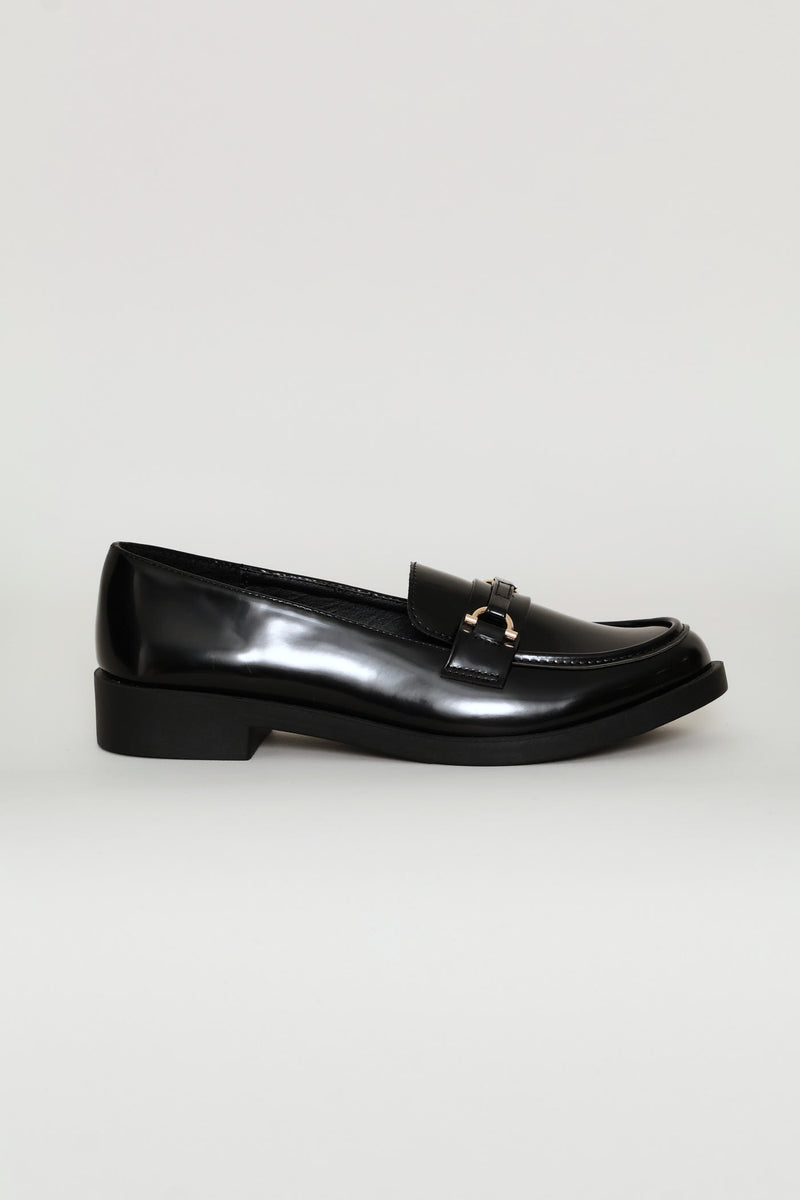 Gold Trim Detail Smart Loafer - Black