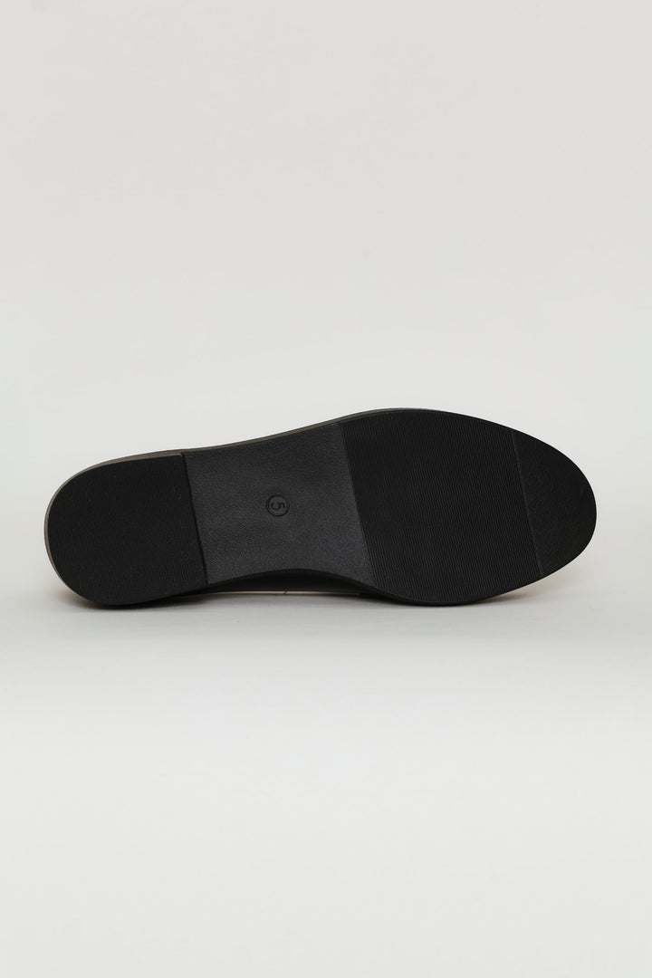Gold Trim Detail Smart Loafer - Black