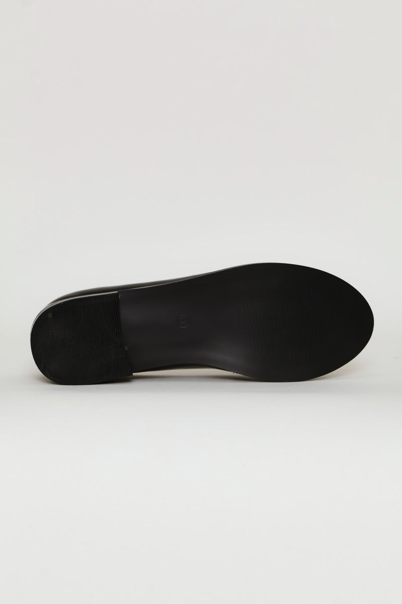Trim And Tassle Detail Loafer - Black