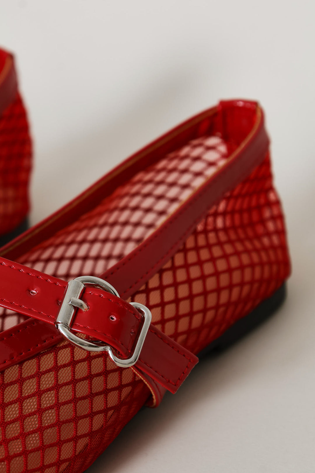 Plain Mesh Pump - Red