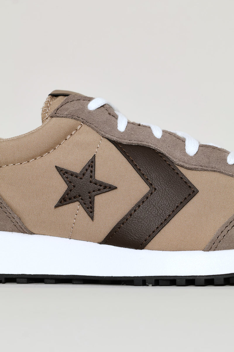 Omega Suede Trainer - Brown