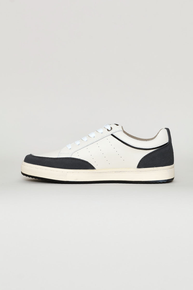 Clan Lace Up Court Sneaker - White