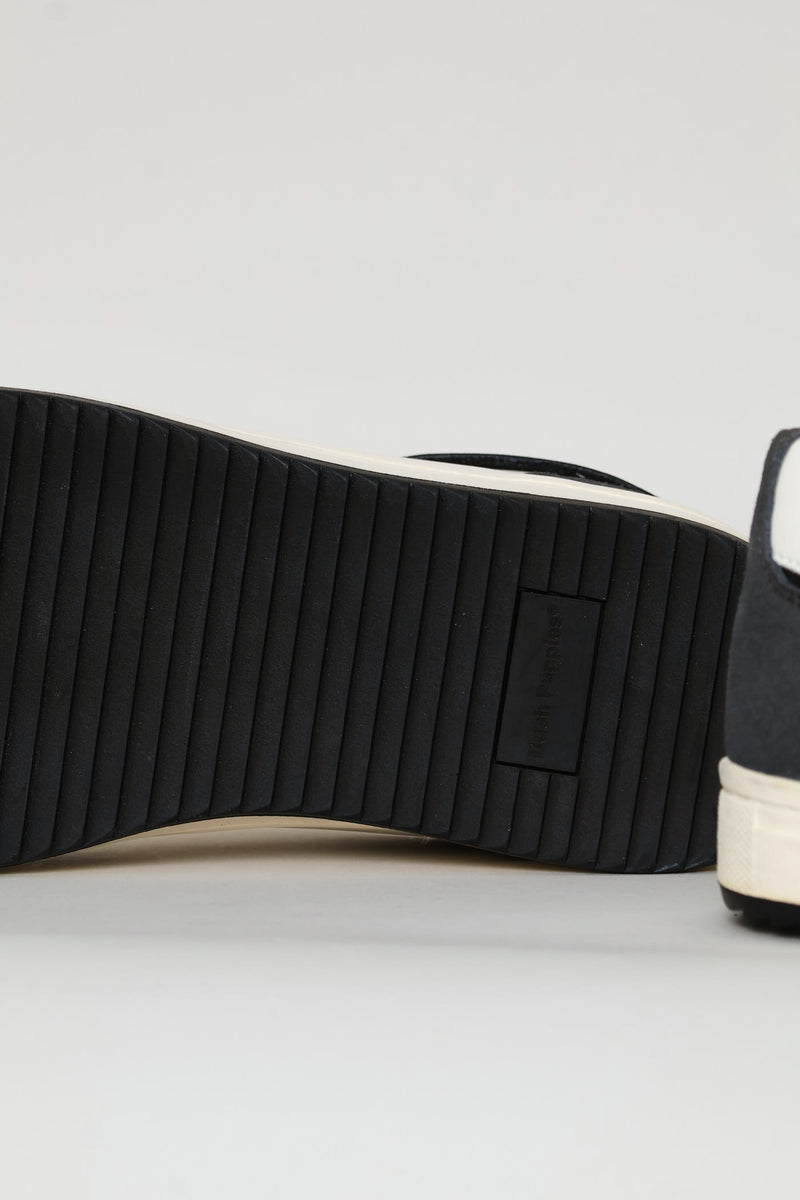 Clan Lace Up Court Sneaker - White