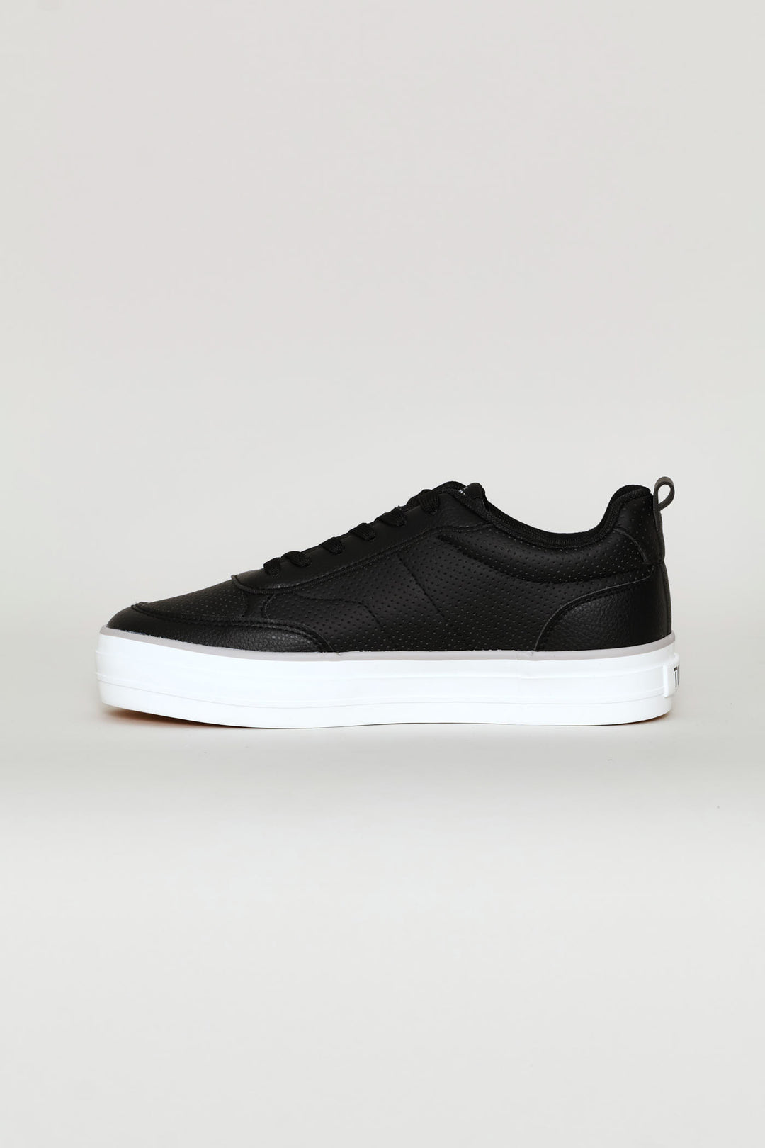Madelyn Sneaker - Black