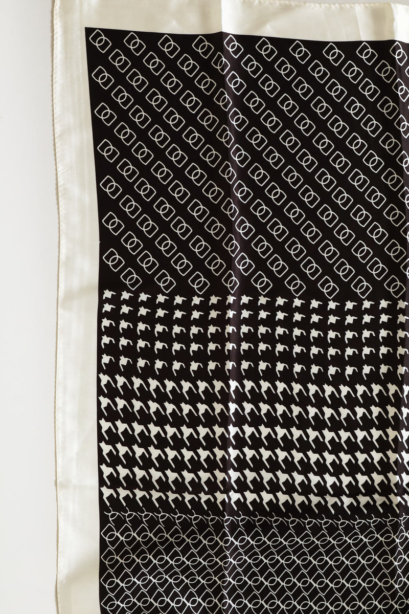 Print Satin Feel Scarf - Black/White