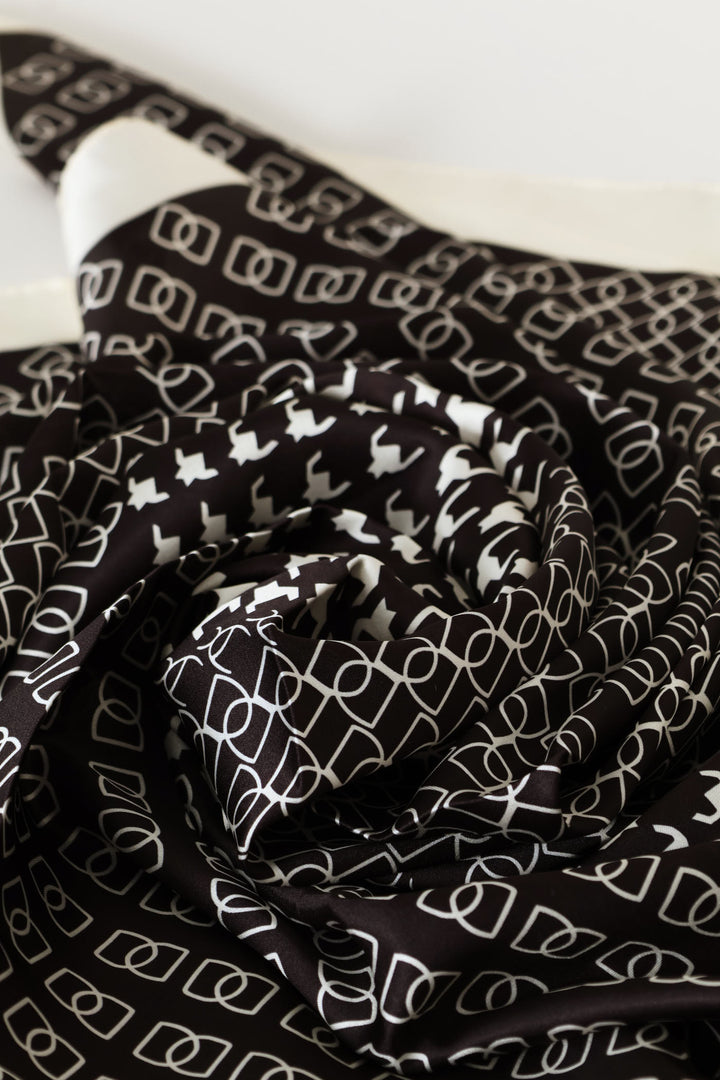 Print Satin Feel Scarf - Black/White