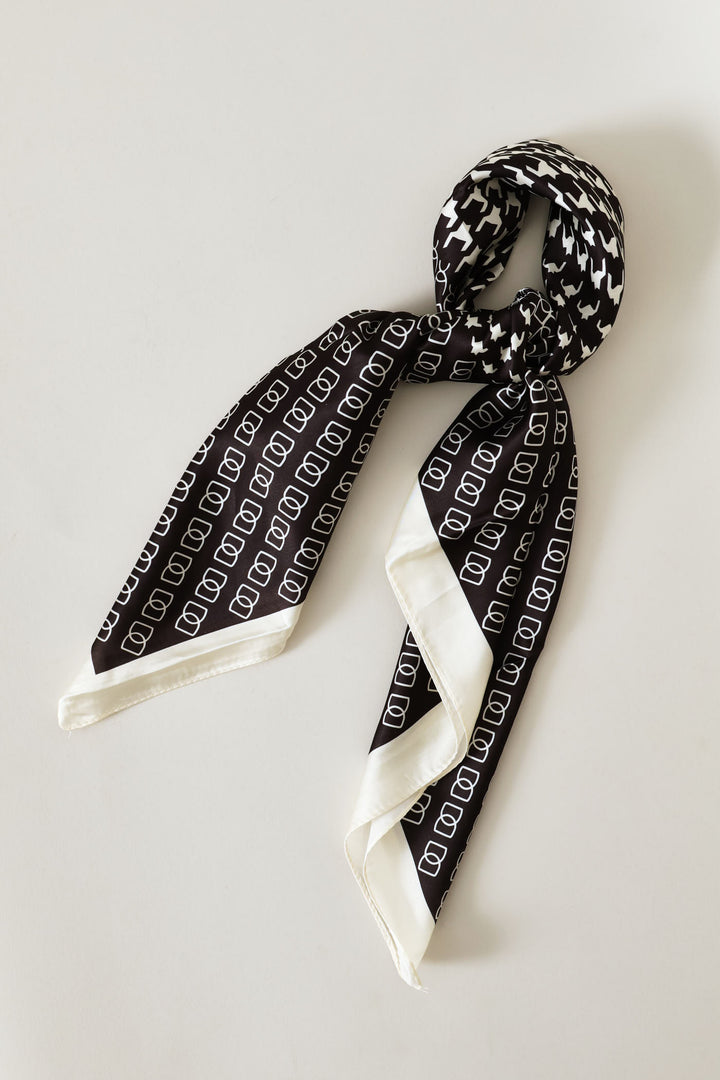 Print Satin Feel Scarf - Black/White
