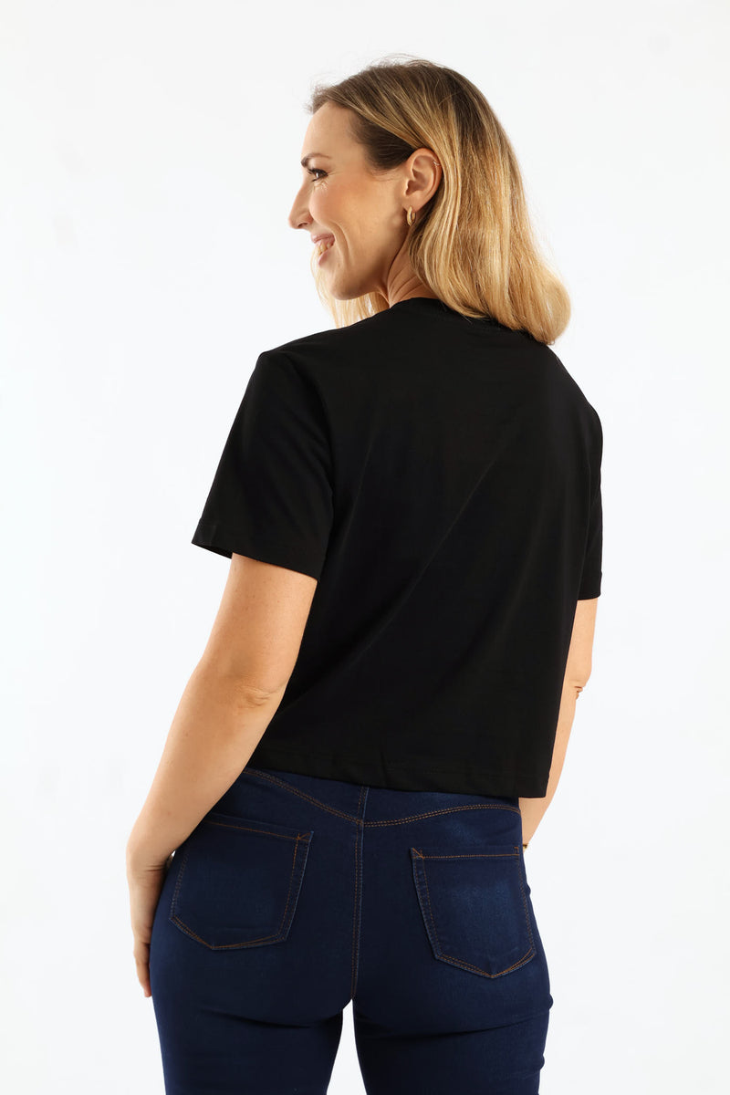 Evolution Simple Dome Crop Relaxed Tee - Black
