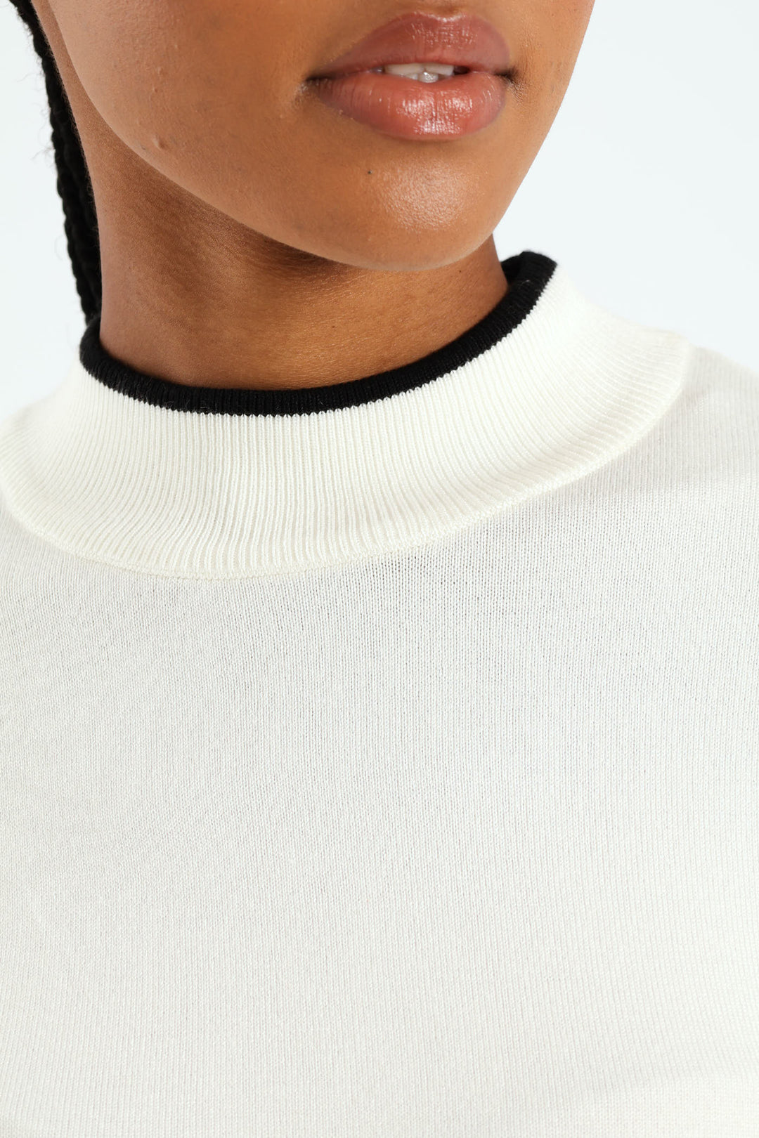 Turtleneck Tipped Pullover - Cream/Black