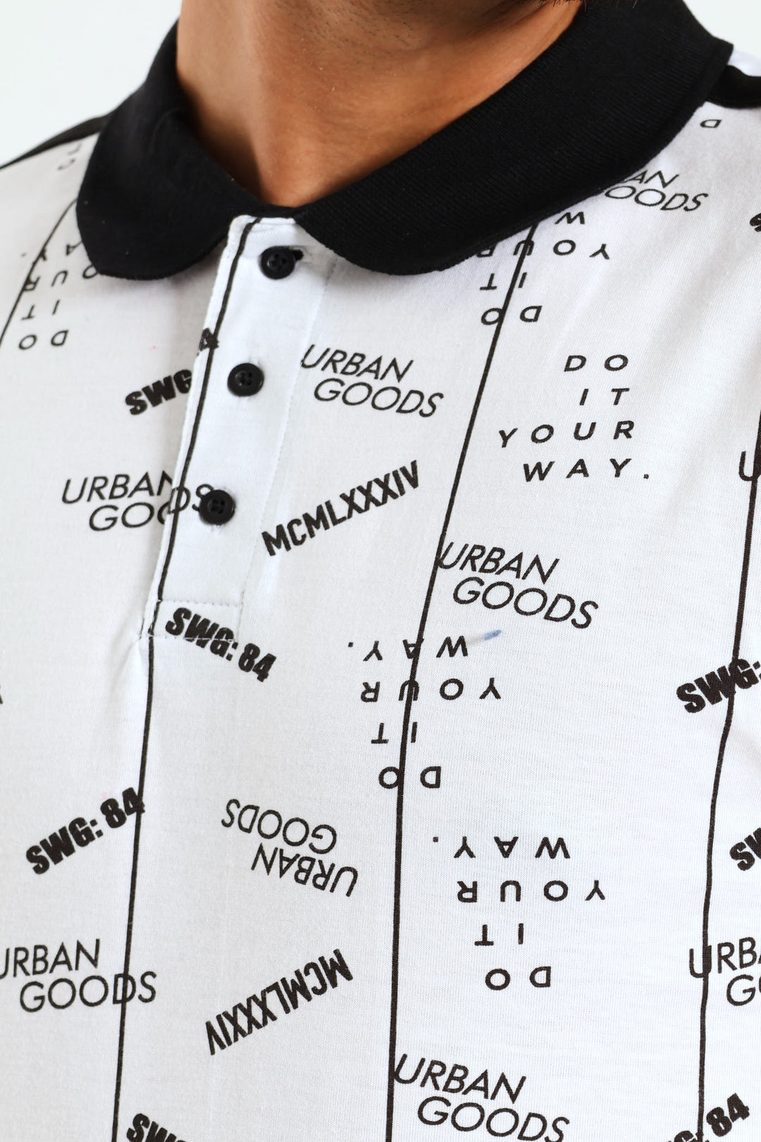 Short Sleeve Printed Golfer - White