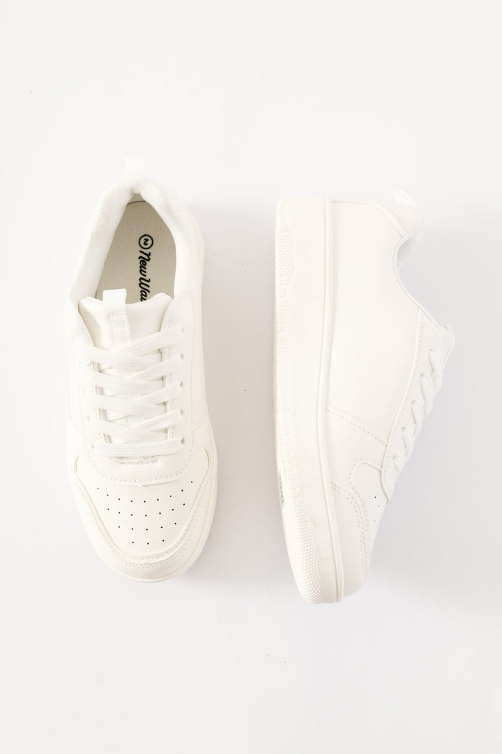 Girls Basic Court Sneaker - White