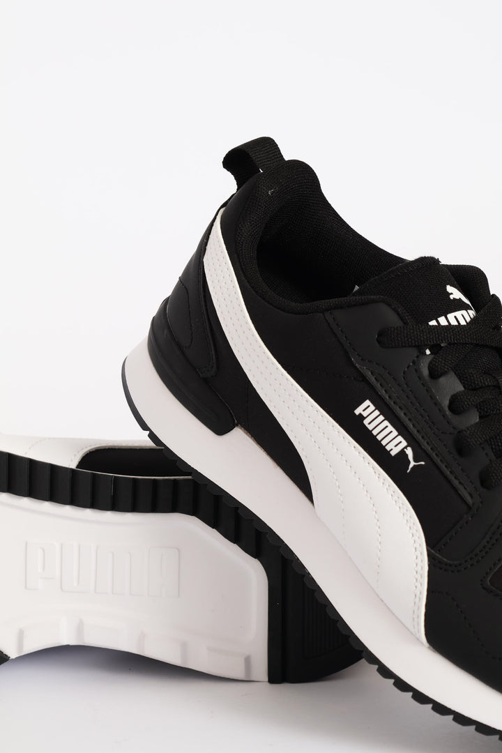 R78 Cyclone Retro Trainer - Black