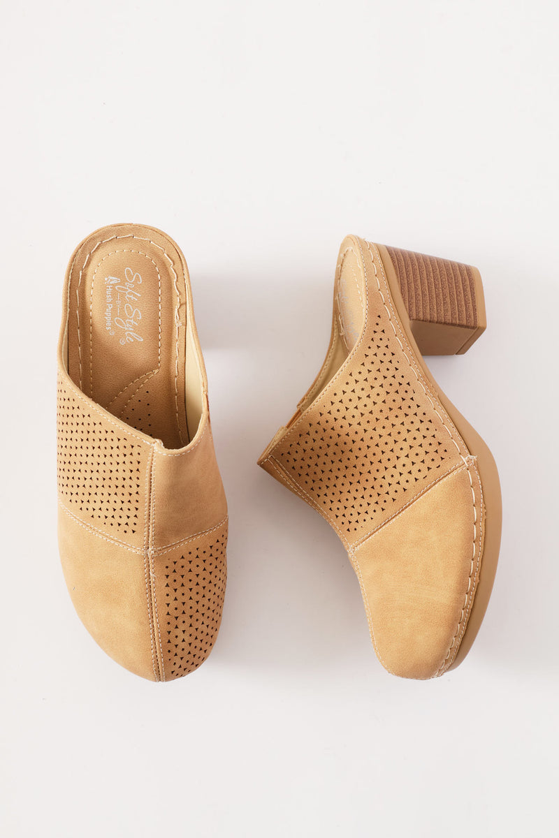 Soft Seanna Clog Heel - Mocha