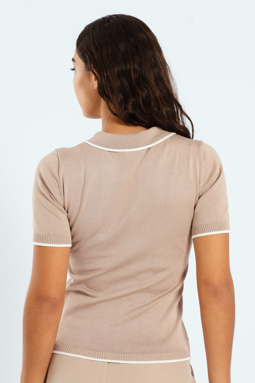 Short Sleeve Golfer With Contrast Detail - Stone