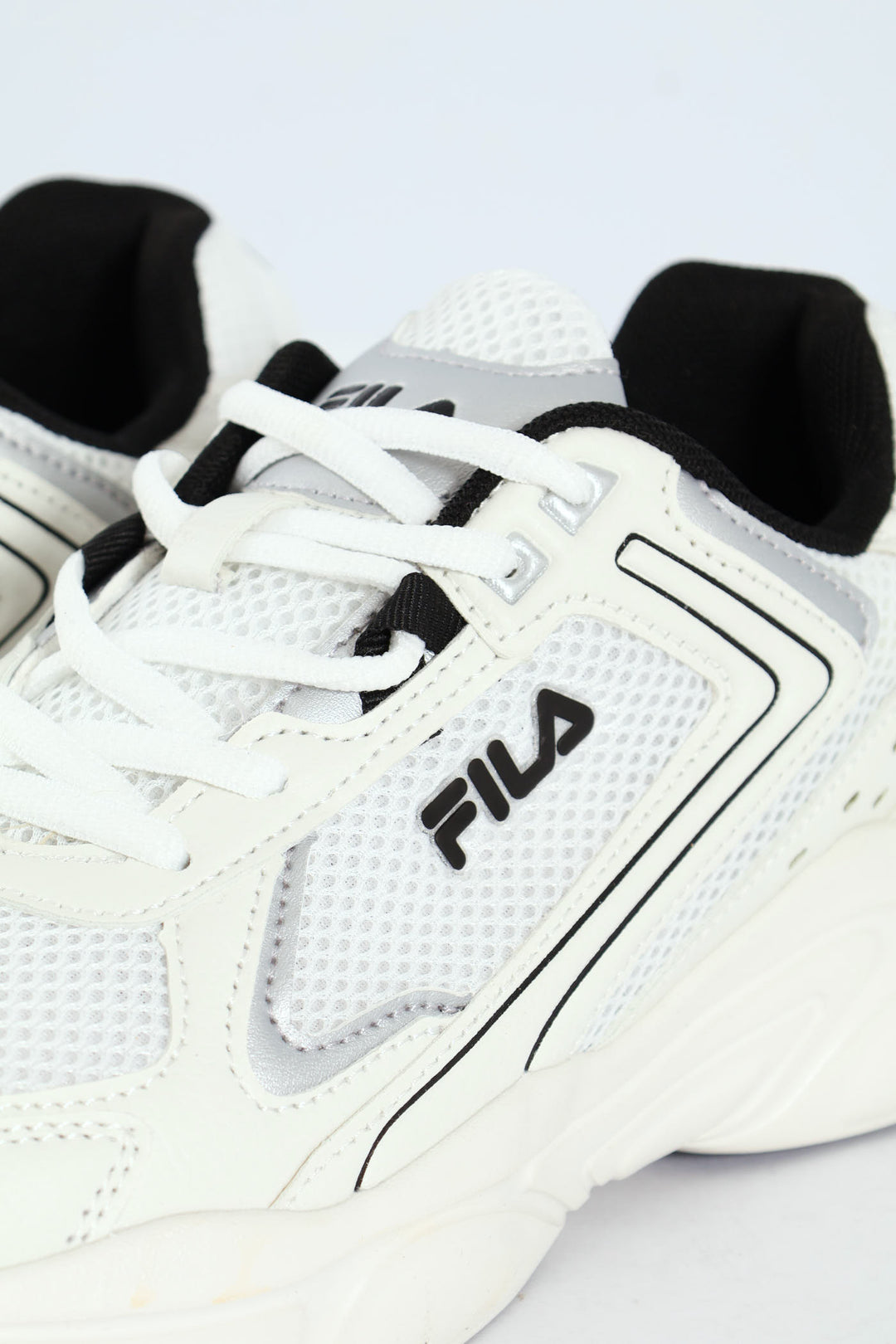 Arturo Lace Up Trainer - White/Black