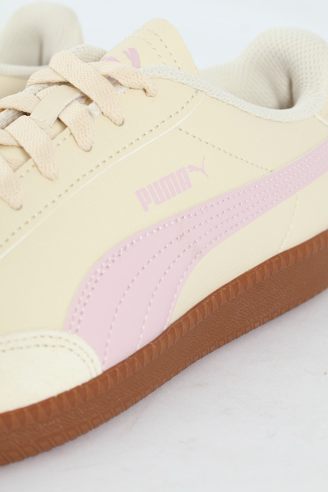 9-T Sneaker - Oatmeal