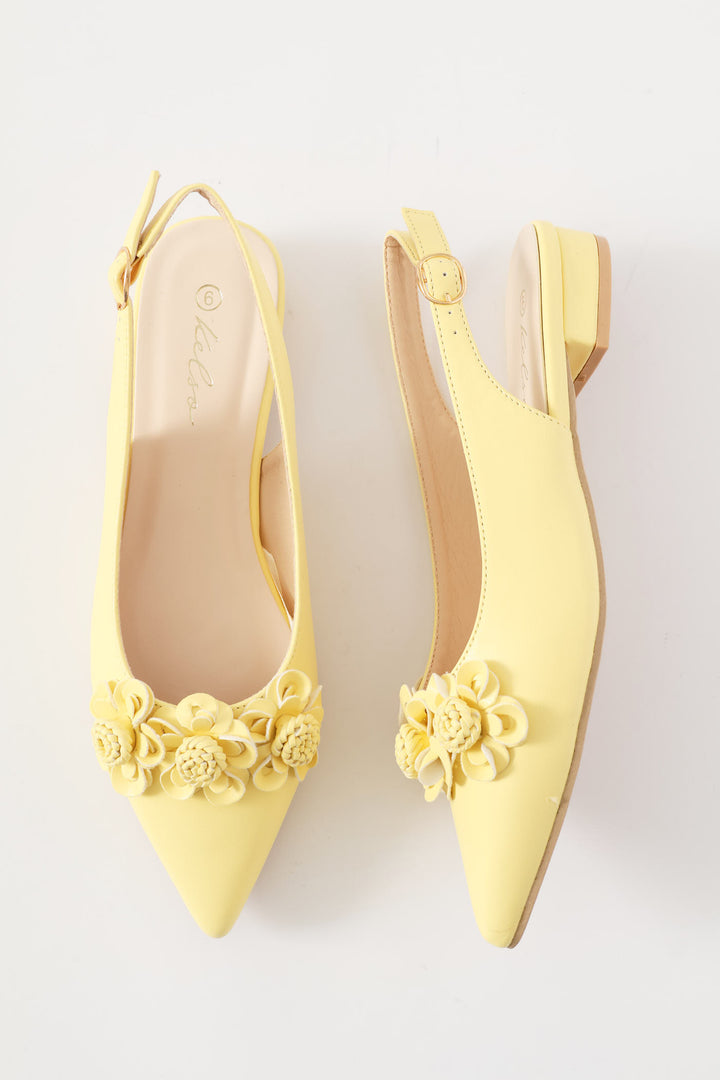 Pointy Croc Flower Slingback - Light Yellow