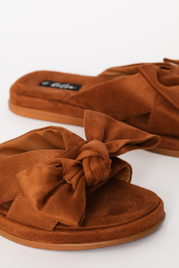 Comfort Sandal With Crosstrap Bow Detail - Tan