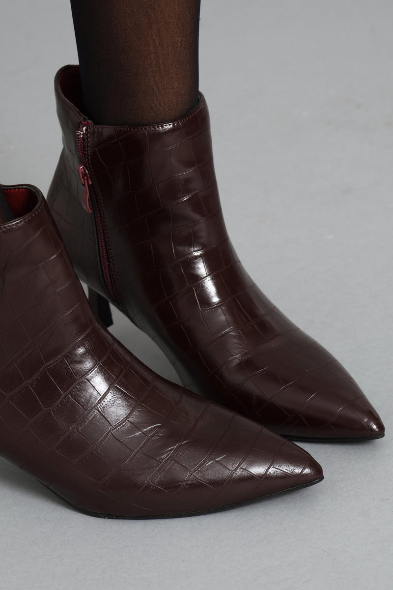 Croc Ankle Boot - Burgundy