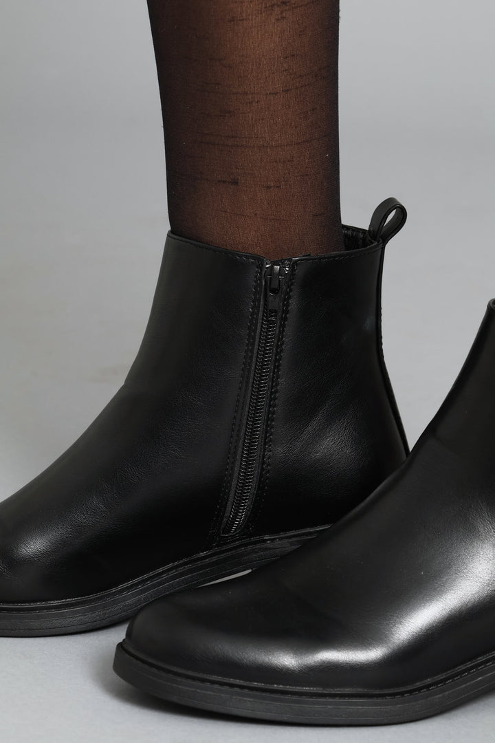 Classic Chelsea Boot - Black