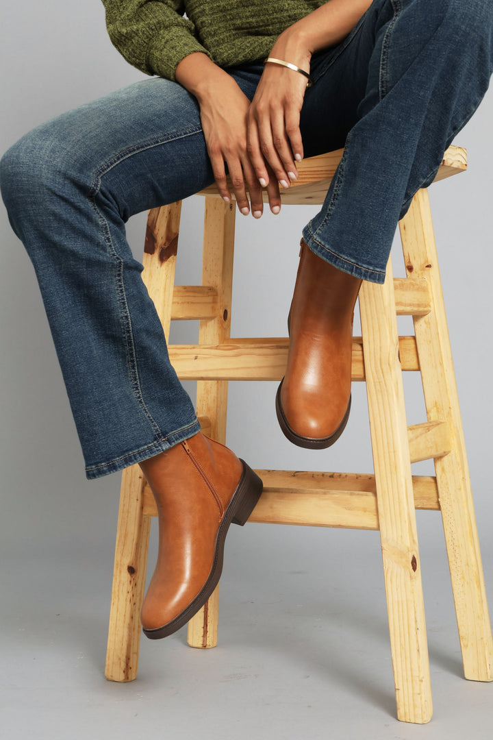 Classic Chelsea Boot - Tan