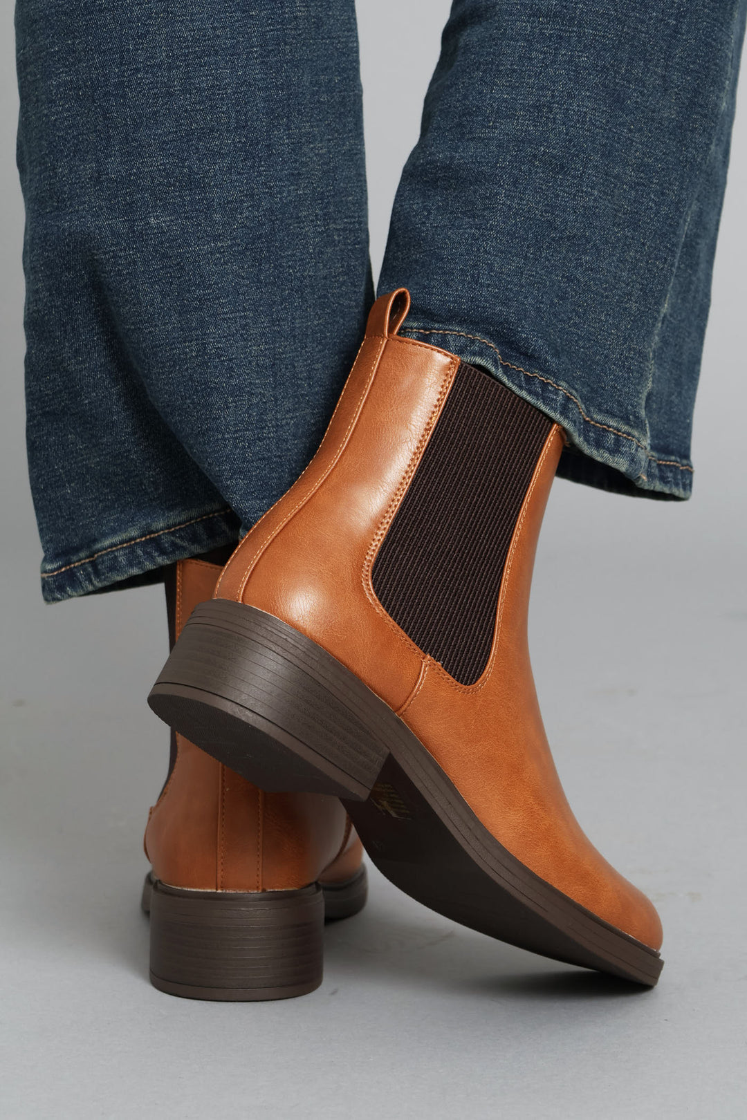 Classic Chelsea Boot - Tan