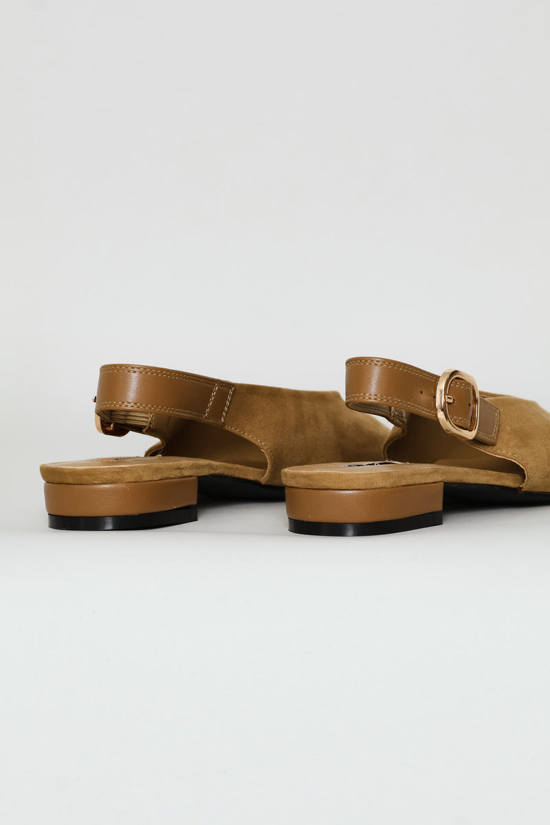 Multi Fabric V-Cut Pointy Mule Slingback - Tan