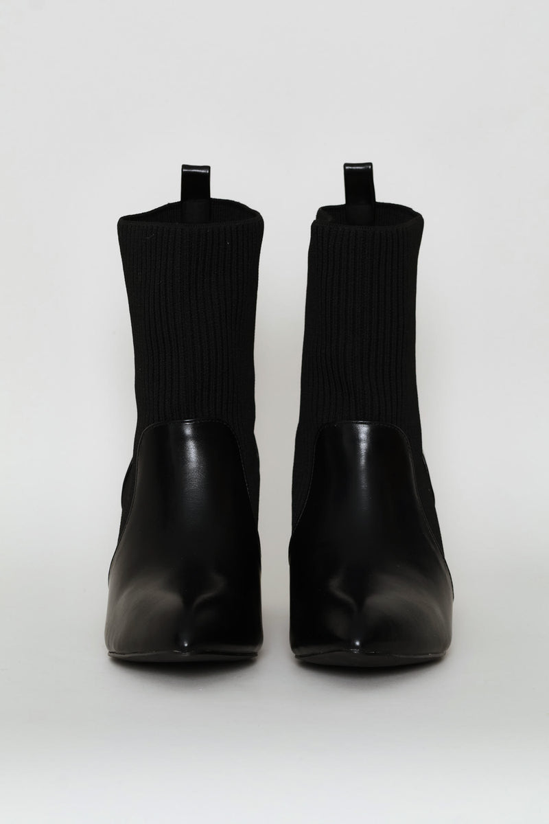 Thick Cable Sock Boot - Black