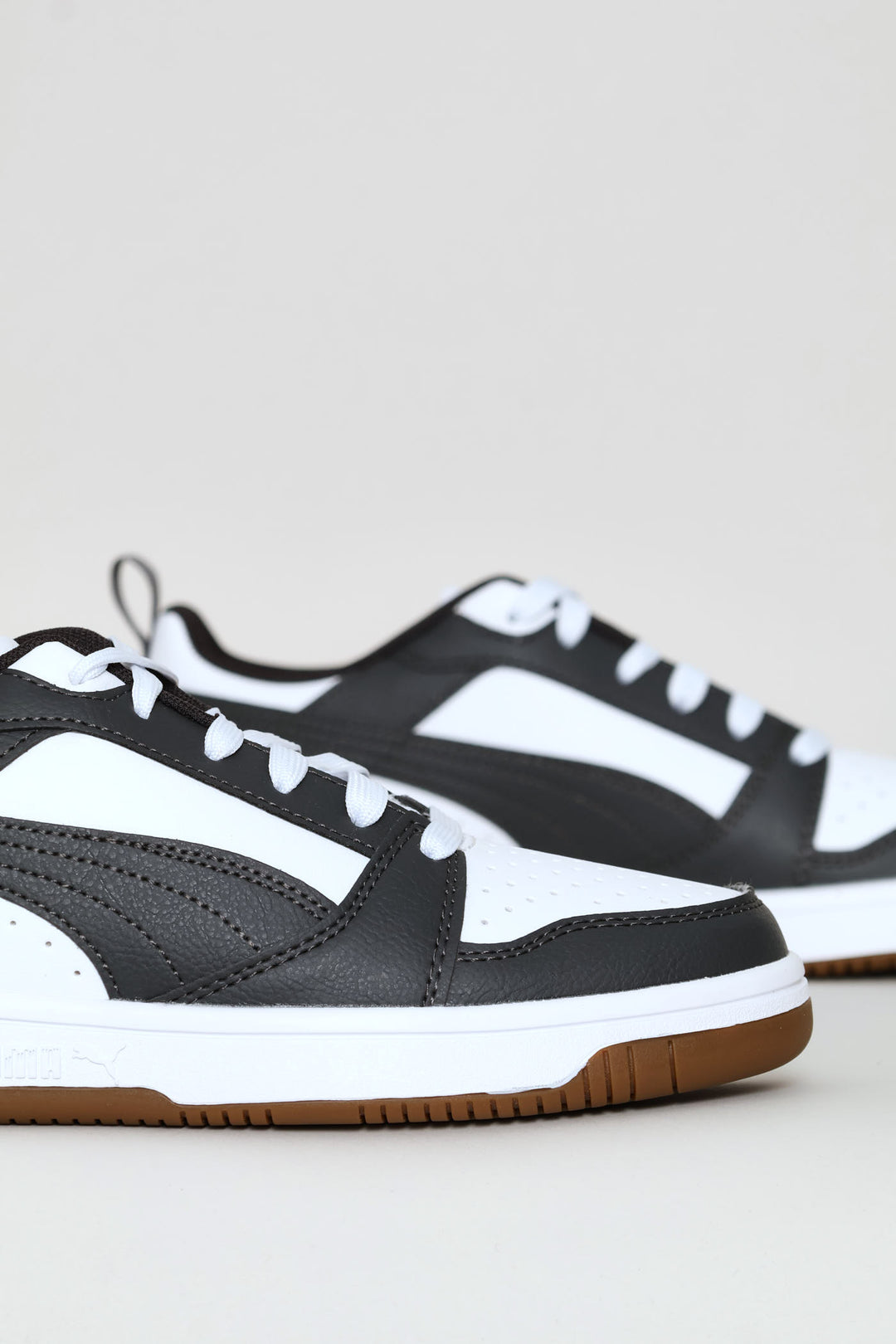 Boys Rebound V6 Lo Jr Sneaker - Grey