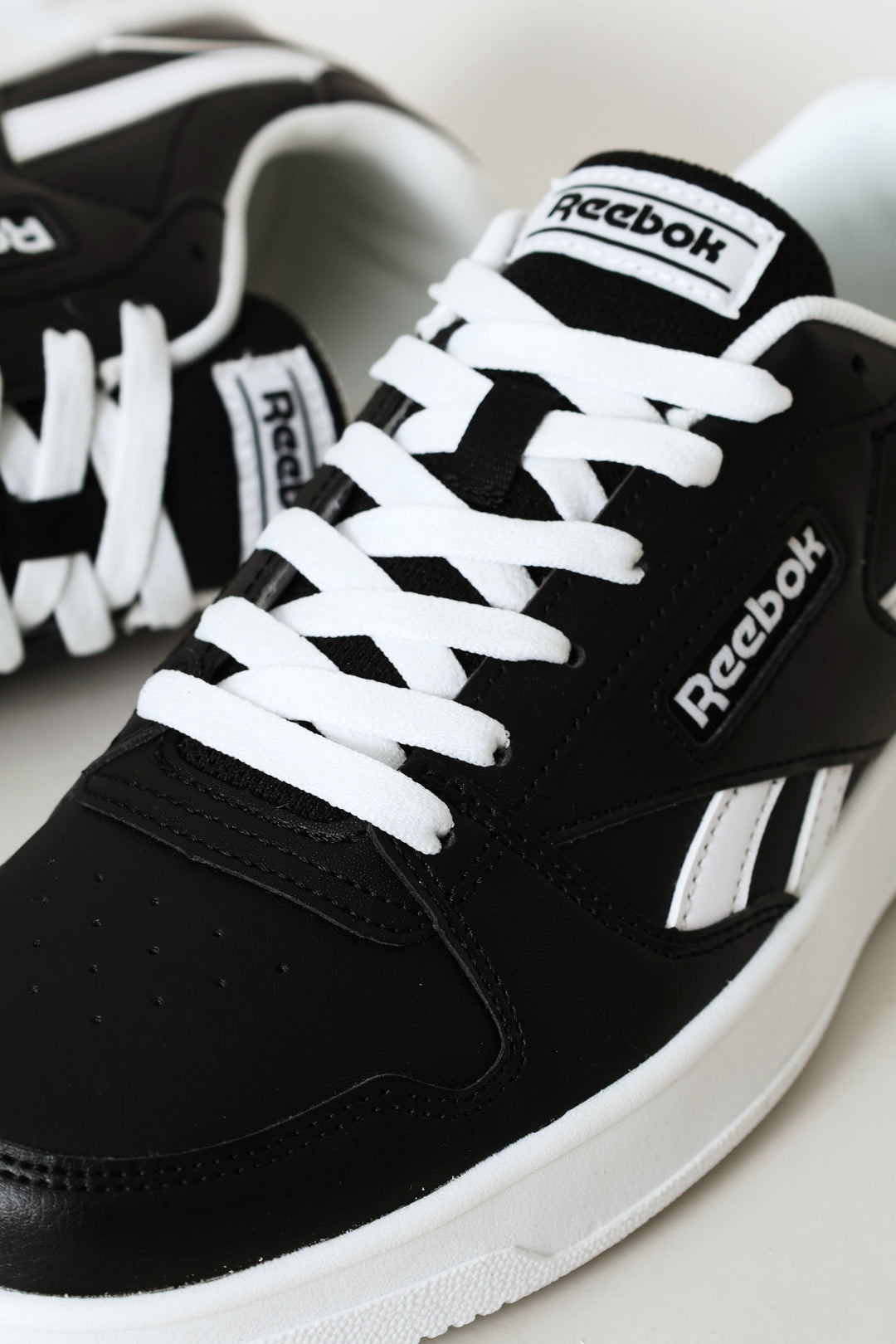 Reebok Match Prime V2 Sneaker - Black/White