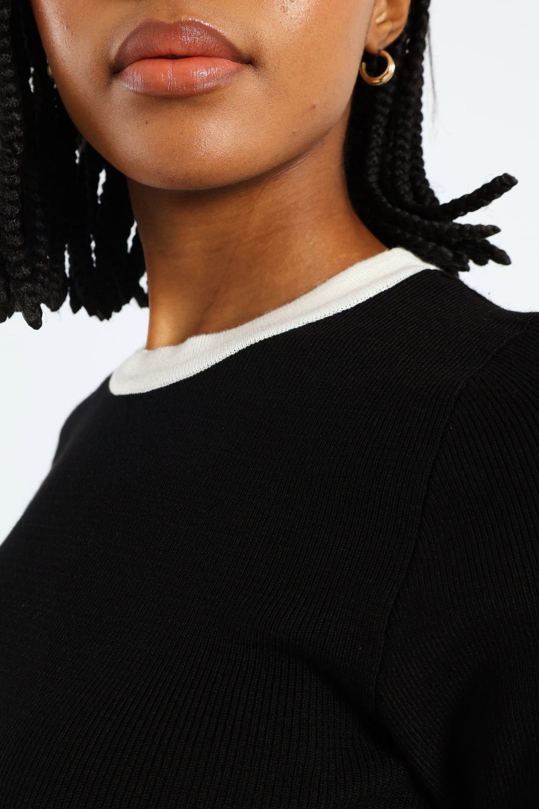 Tipped Pullover - Black/White