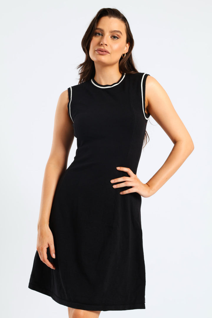 Panelled Tipped Skater Knitwear Dress - Black