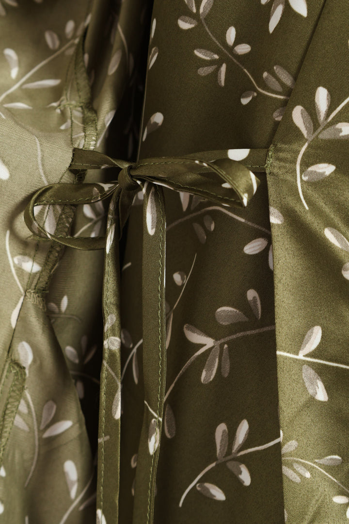 3/4 Satin Sprigs Gown - Fatigue