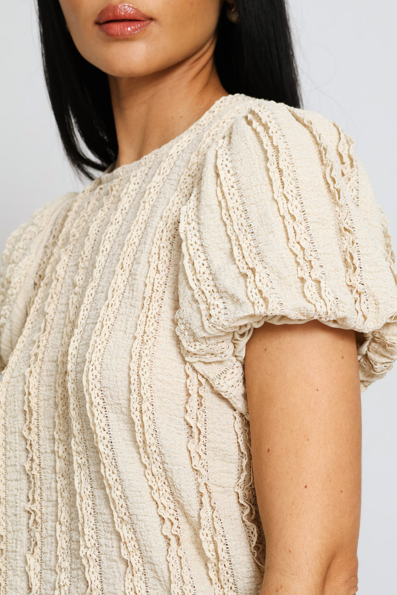 Bubble Sleeve Eyelash Crinkle Top - Oatmeal