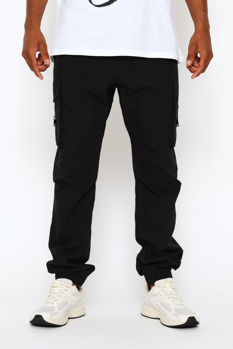 Cargo Zip Pocket Jogger - Black