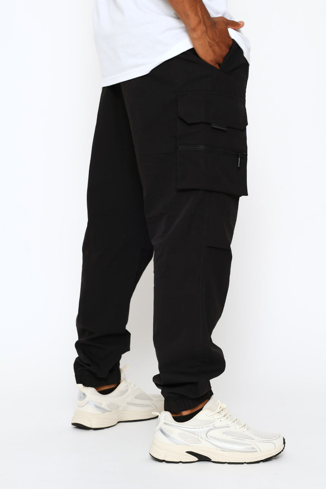 Cargo Zip Pocket Jogger - Black