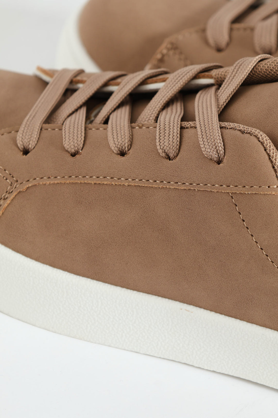 Boys Lowcut Sneaker - Taupe