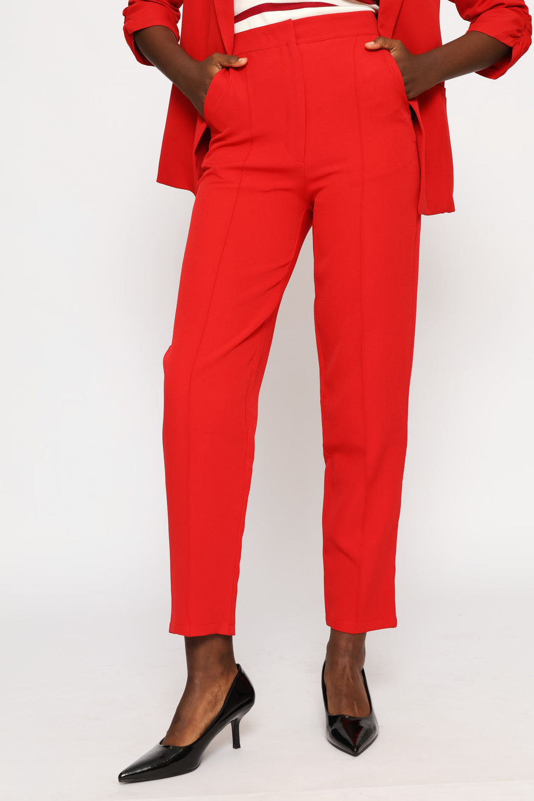 Pin Tuck Concealed Button Tapered Leg Pant - Red