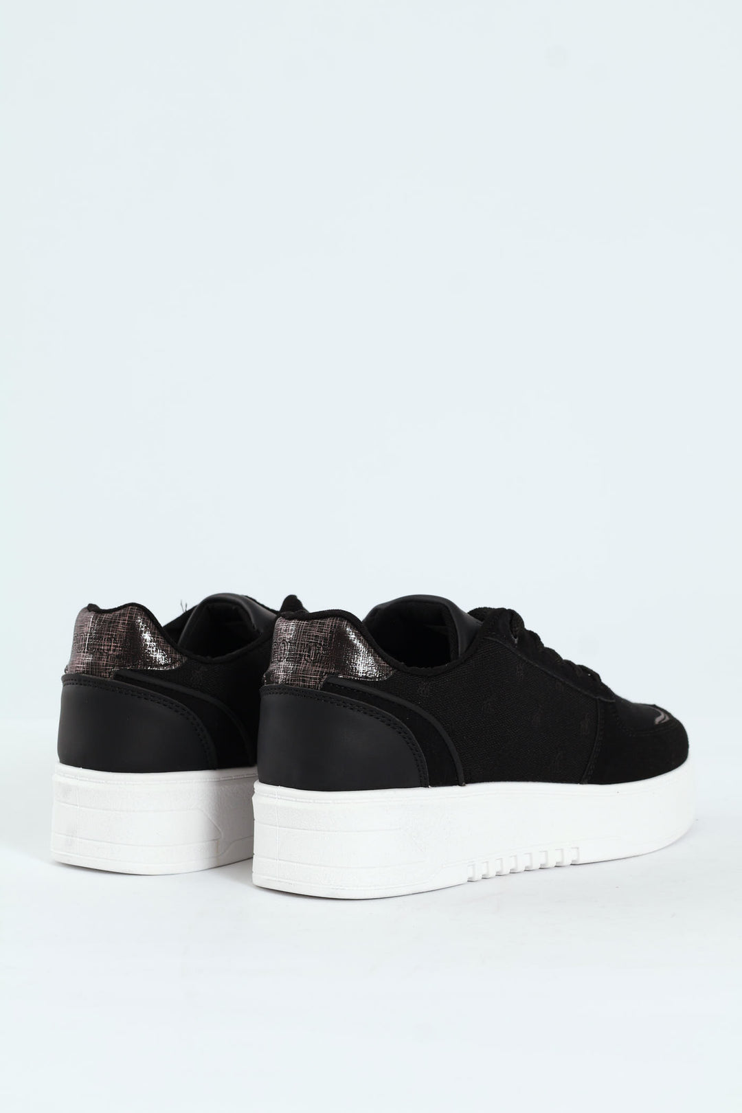 Jacquard Platform Lace Up Sneaker - Black/White