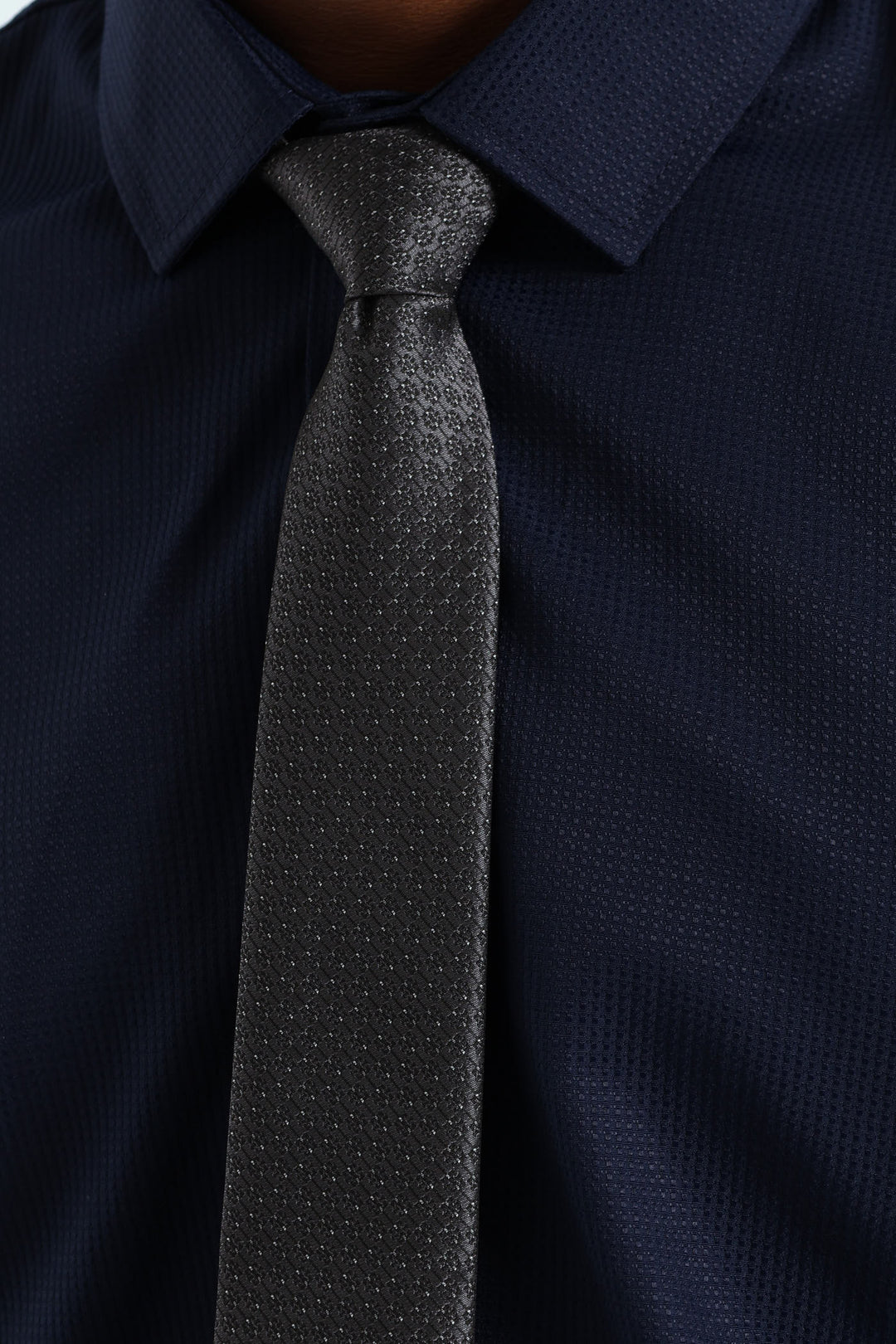 Circle Tie - Black