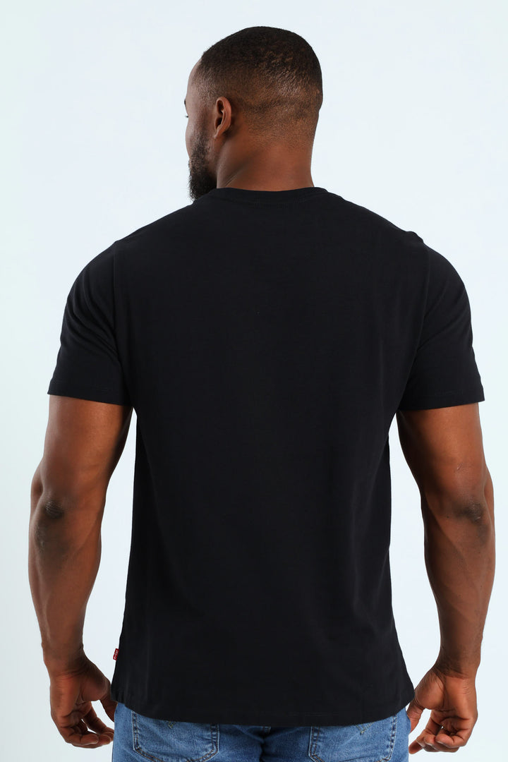 Set-In Neck HM Graphic Tee - Black