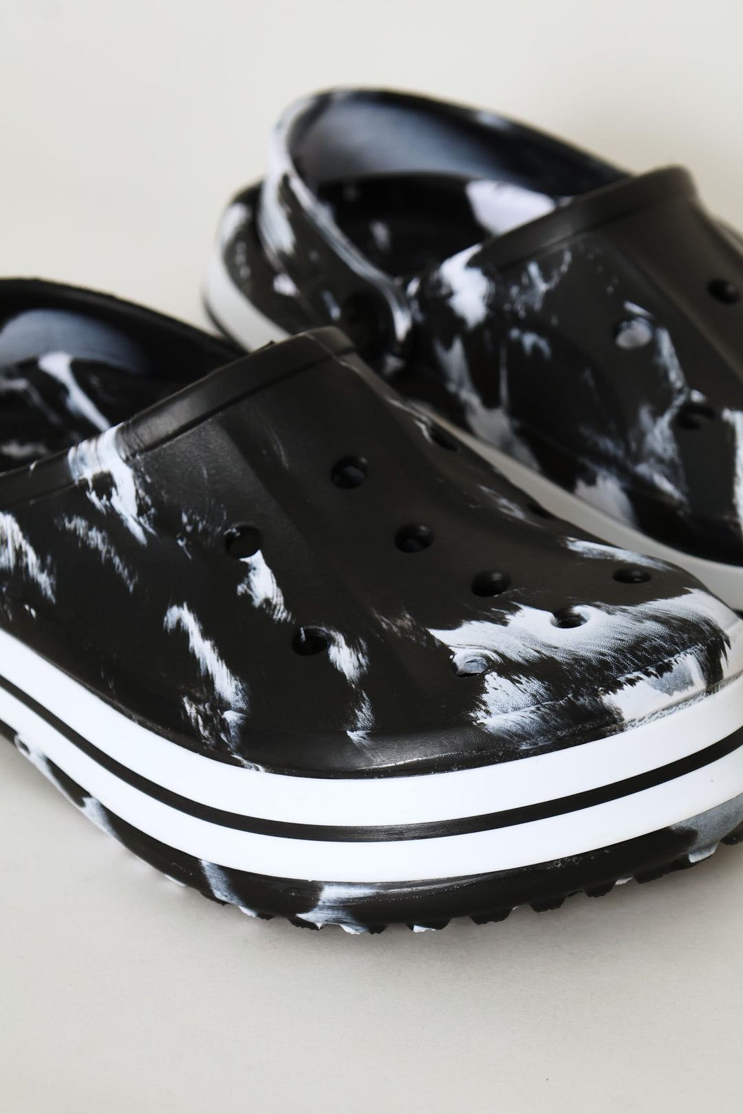 Marbled Clog - Black/Grey