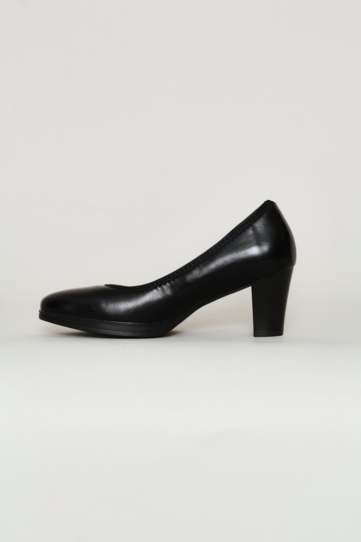 Core Modern Court Heel - Black