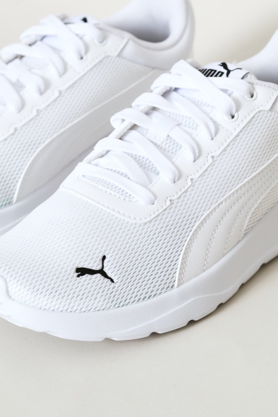 Boys Anzarunvivid Jr Sneaker - White