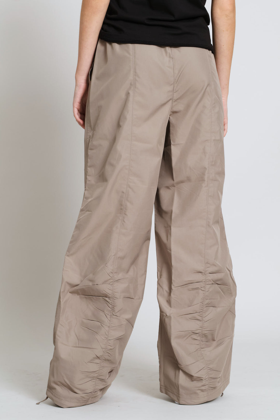 Wardrobe Parachute Woven Pants - Stone