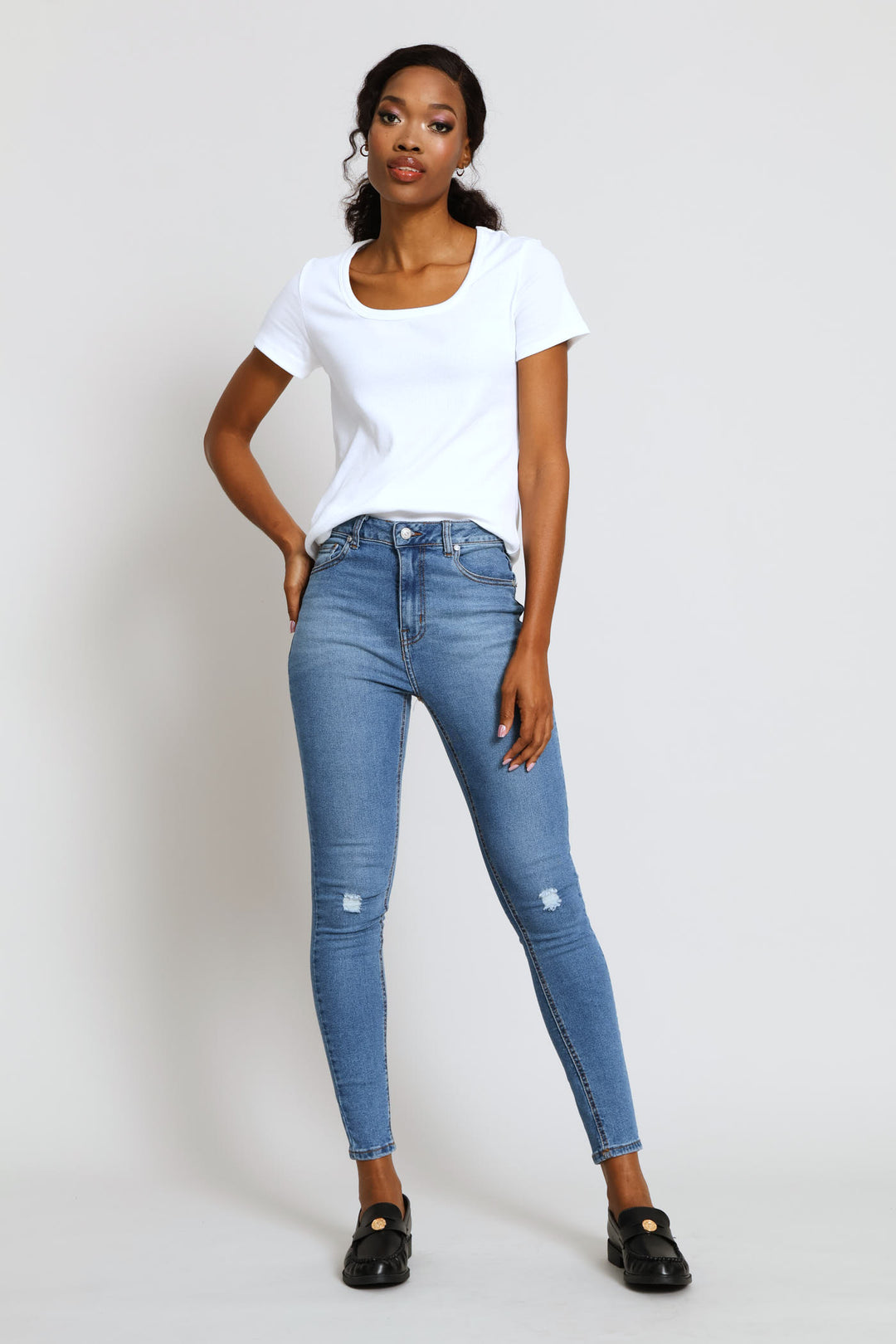 Scoop Neck Rib Fitted Tee - White