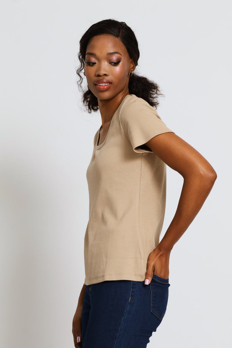 Scoop Neck Rib Fitted Tee - Dark Beige